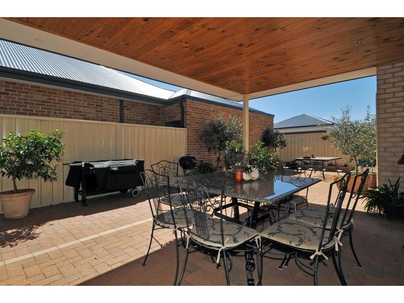 139 Darwin Terrace, Dudley Park WA 6210