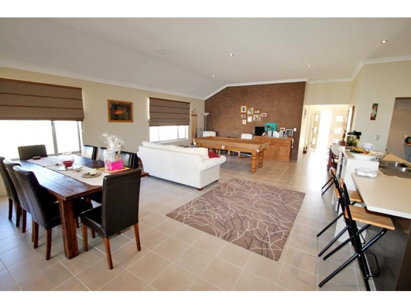 9 Yallingup Loop, Dawesville WA 6211