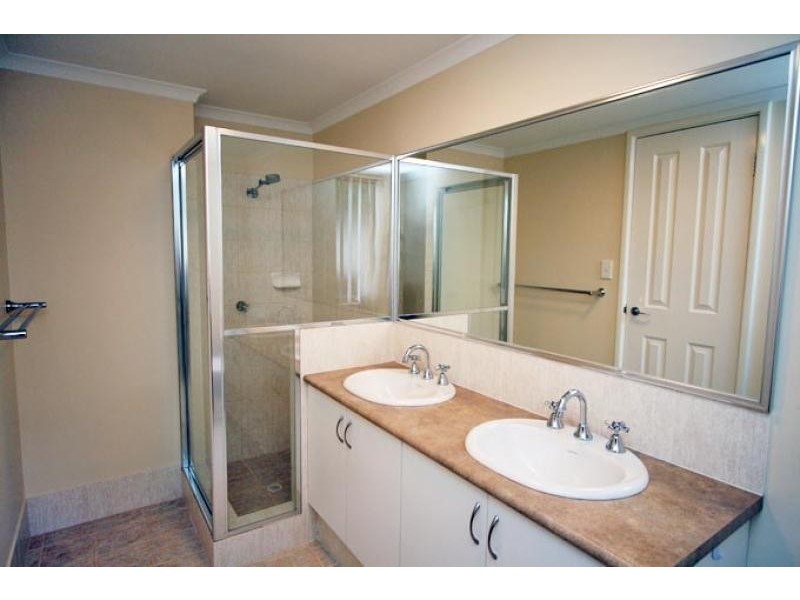 Unit 1/3 First Avenue, Mandurah WA 6210
