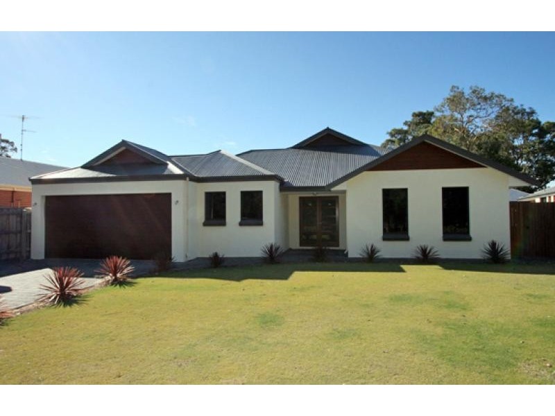 60 Chatsworth Drive, Erskine WA 6210