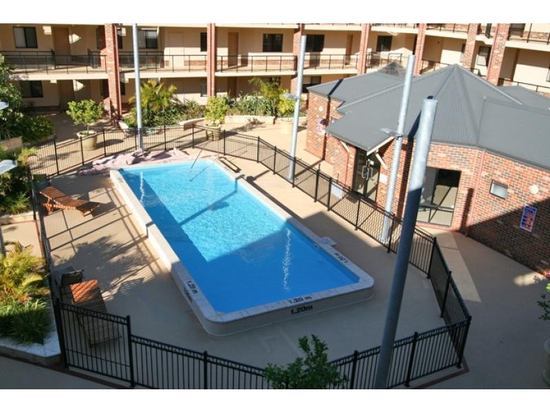 Unit 43/37 Dolphin Drive, Mandurah WA 6210