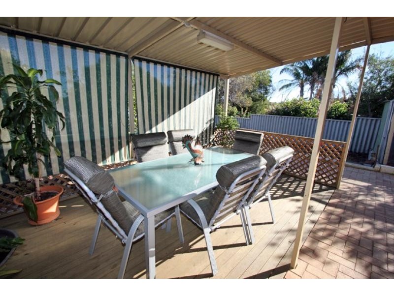 2 Kingdon Street, Mandurah WA 6210