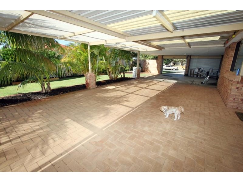 33 Erica Street, Coodanup WA 6210