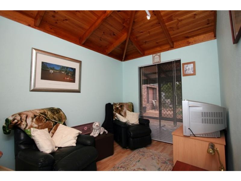 7 Bulara Road, Greenfields WA 6210