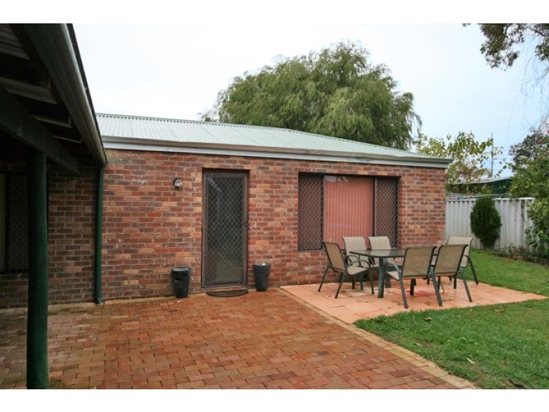 7 Bulara Road, Greenfields WA 6210