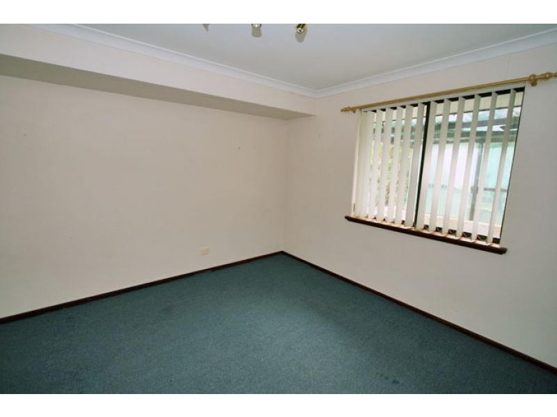 37 Sandeland Avenue, Coodanup WA 6210