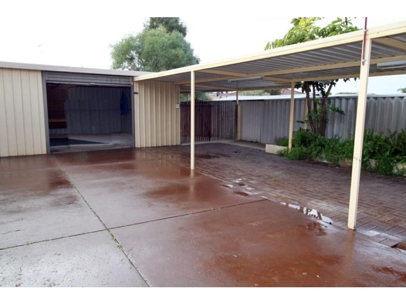 37 Sandeland Avenue, Coodanup WA 6210