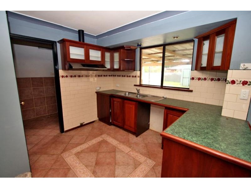 94 Steerforth Drive, Coodanup WA 6210