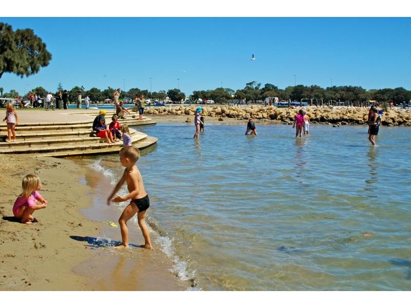 1 Lowden Road, Greenfields WA 6210