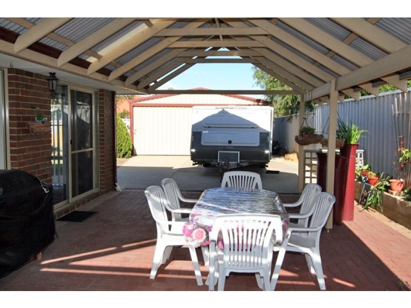 84 Templetonia Promenade, Halls Head WA 6210