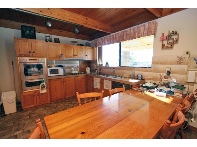22 Hill Street, Halls Head WA 6210