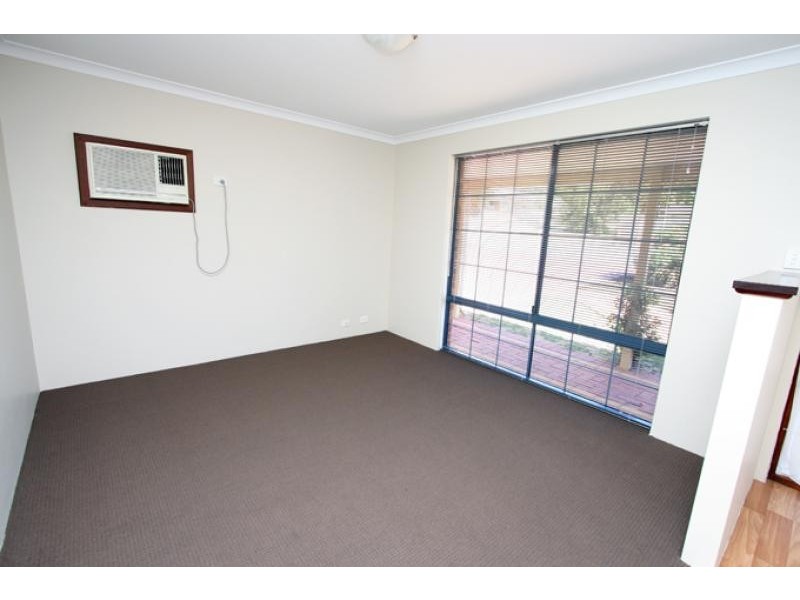 8 Bonnie Doone Grove, Dawesville WA 6211