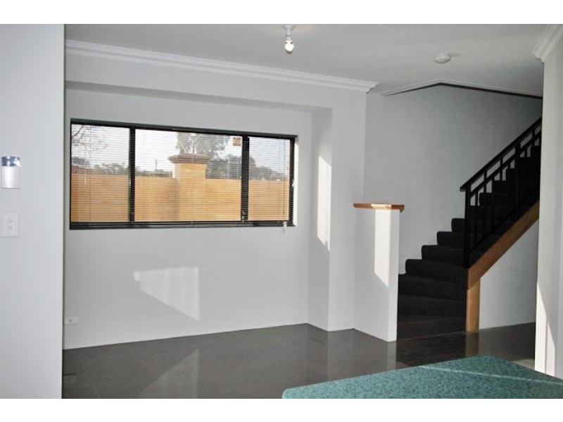 54 B Hackett Street, Mandurah WA 6210