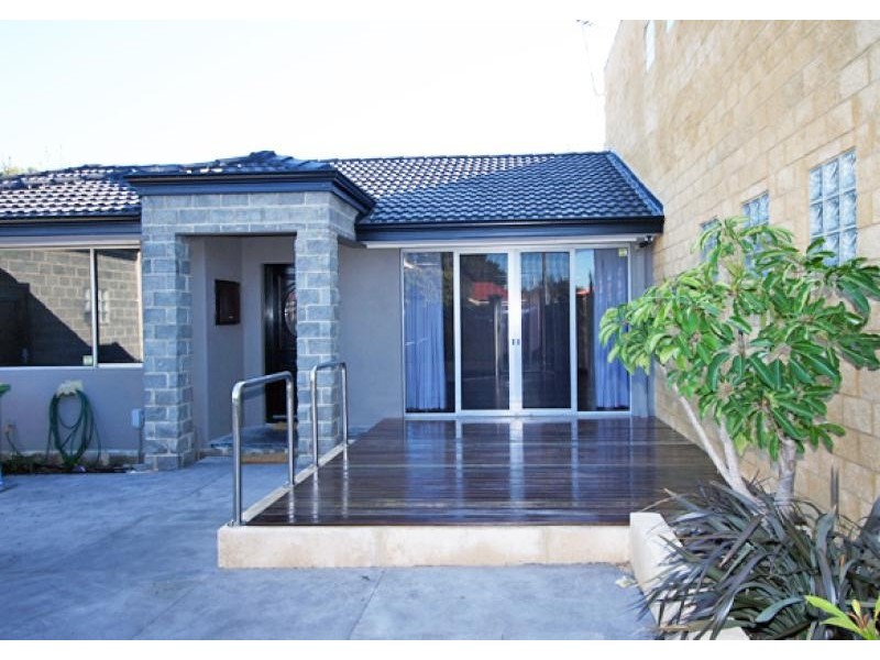 54 A Hackett Street, Mandurah WA 6210