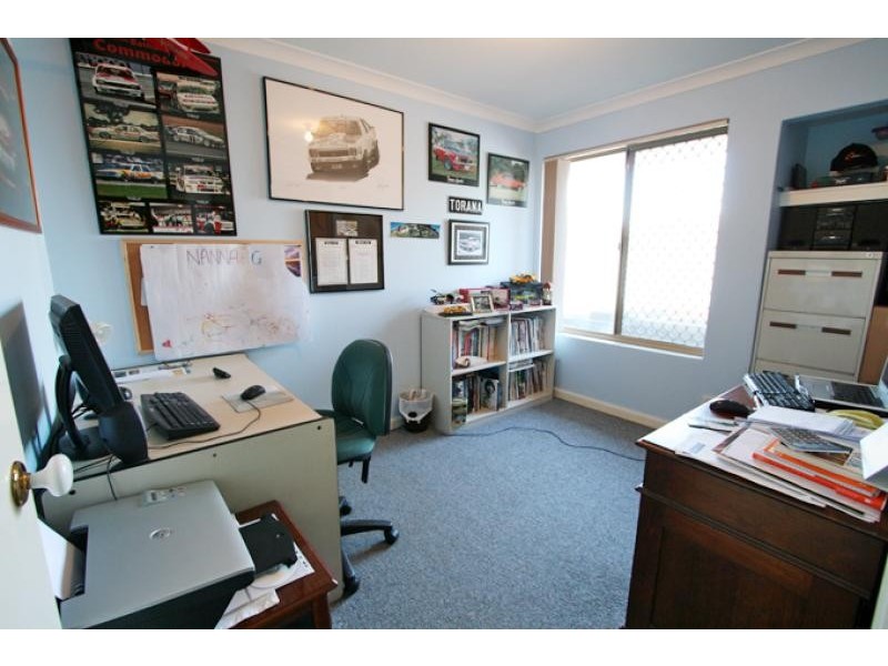 16 Ammerdown Place, Erskine WA 6210