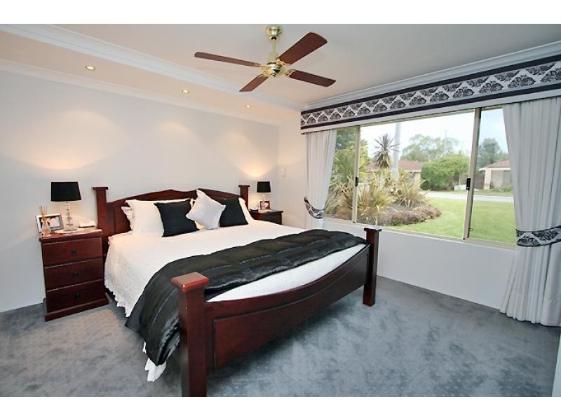 18 Dutton Way, Singleton WA 6175