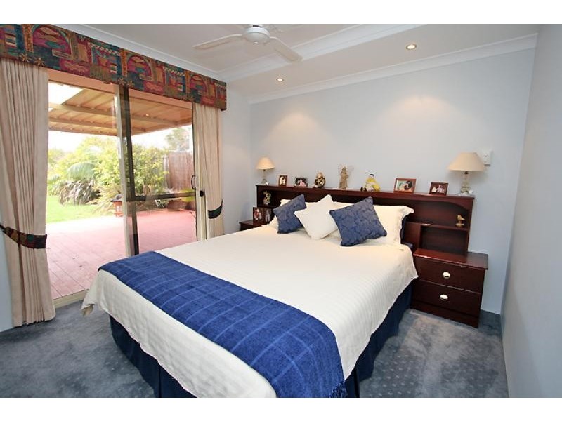 18 Dutton Way, Singleton WA 6175