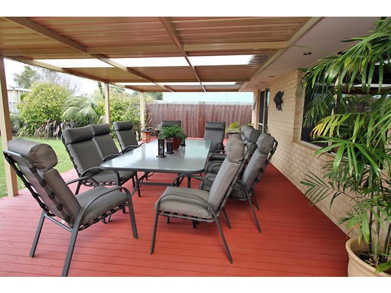 18 Dutton Way, Singleton WA 6175