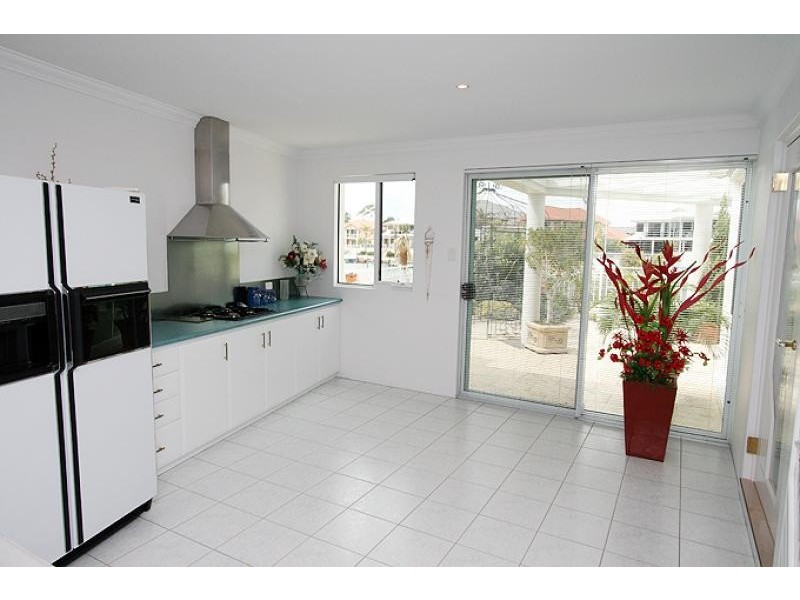 11 Reverie Mews, Mandurah WA 6210