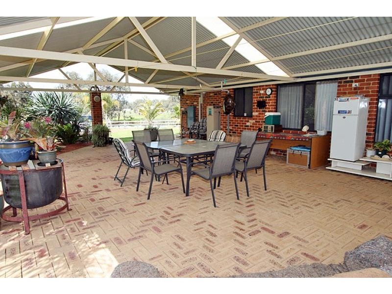 44 Jennie Place, North Dandalup WA 6207