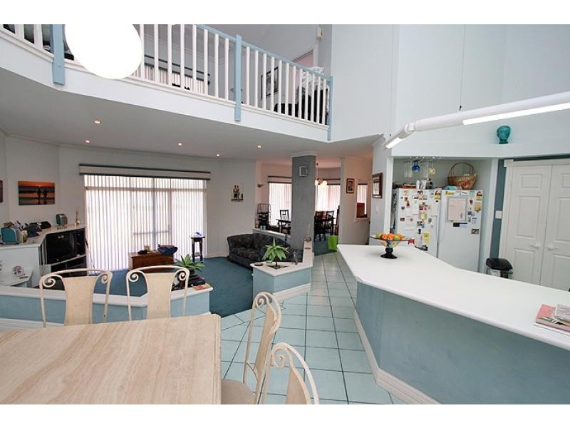 19 Ronsard Drive, San Remo WA 6210