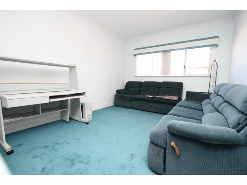 19 Ronsard Drive, San Remo WA 6210