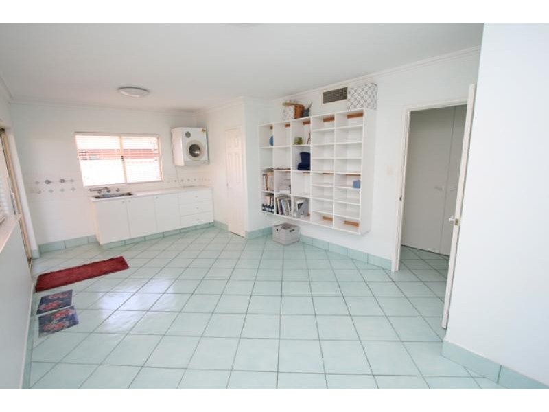 19 Ronsard Drive, San Remo WA 6210