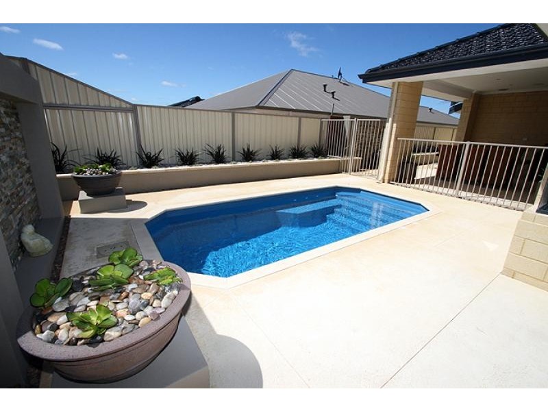 7 Tamar Break, Madora Bay WA 6210
