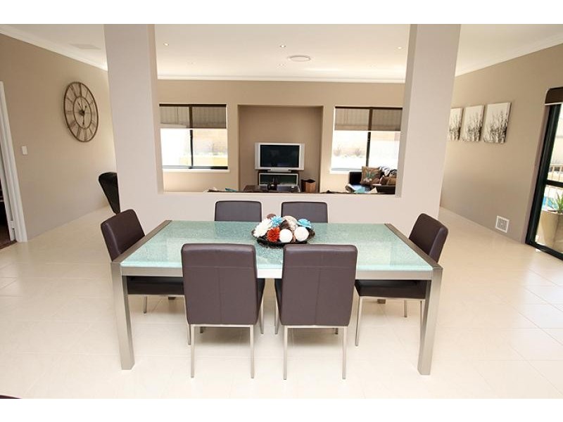 7 Tamar Break, Madora Bay WA 6210