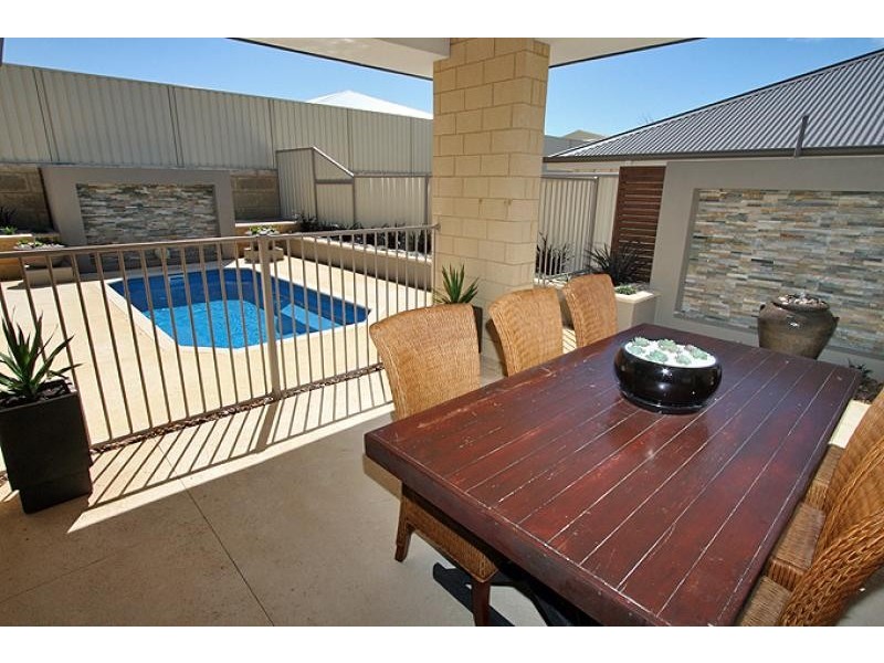 7 Tamar Break, Madora Bay WA 6210