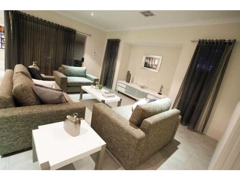 34 Countess Circuit, South Yunderup WA 6208