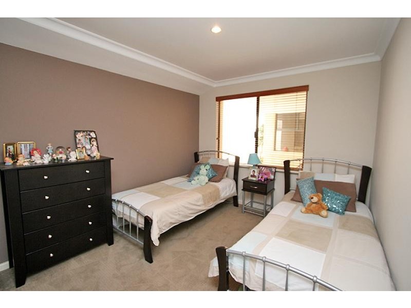 8 Magellan Vista, Dudley Park WA 6210