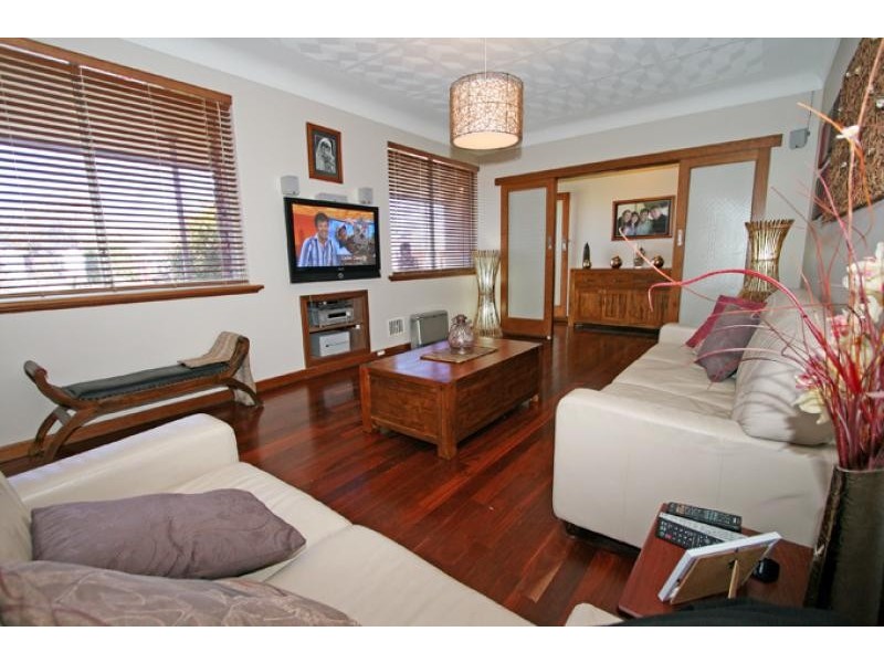 5 Chepstow Drive, Mandurah WA 6210