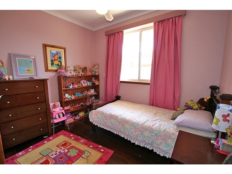 5 Chepstow Drive, Mandurah WA 6210