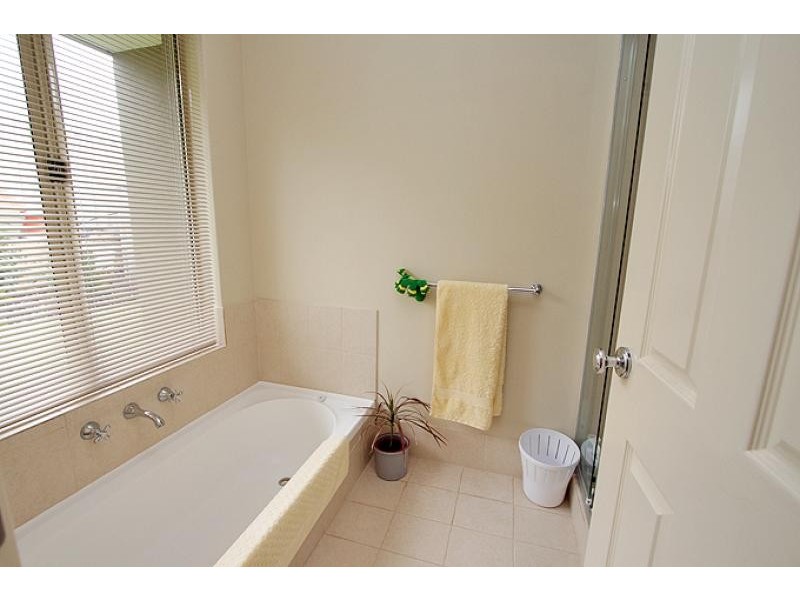 23 Seascapes Boulevard, Halls Head WA 6210