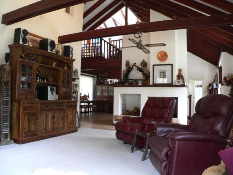 252 Lakeside Parkway, Lake Clifton WA 6215