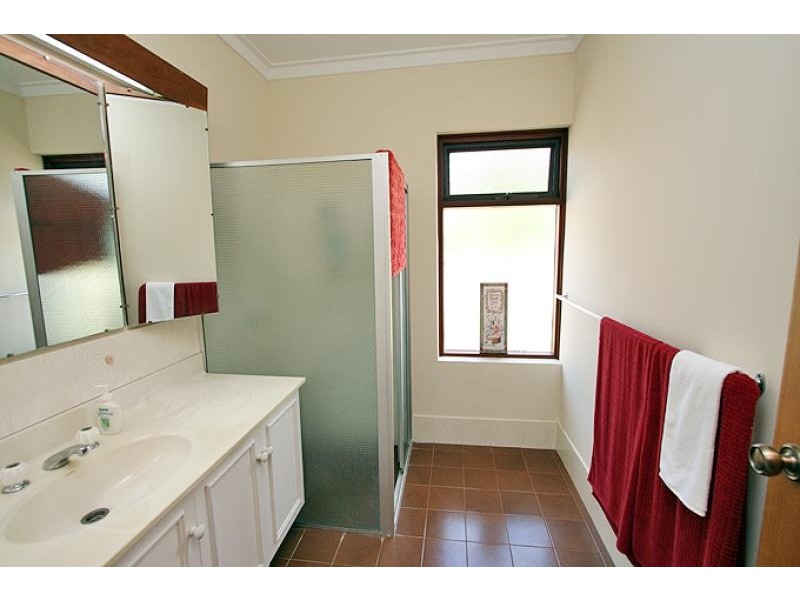 16 Carina Circle, Halls Head WA 6210