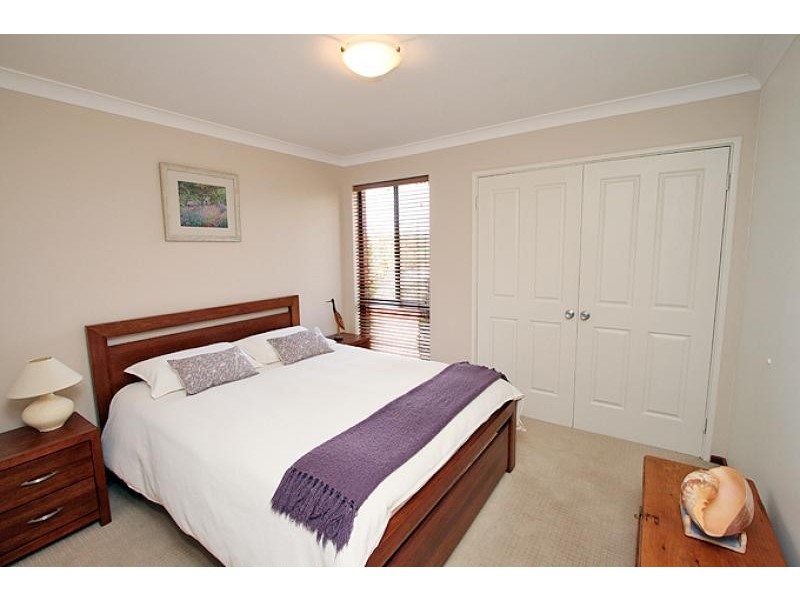 31 Admiralty Crescent, Halls Head WA 6210