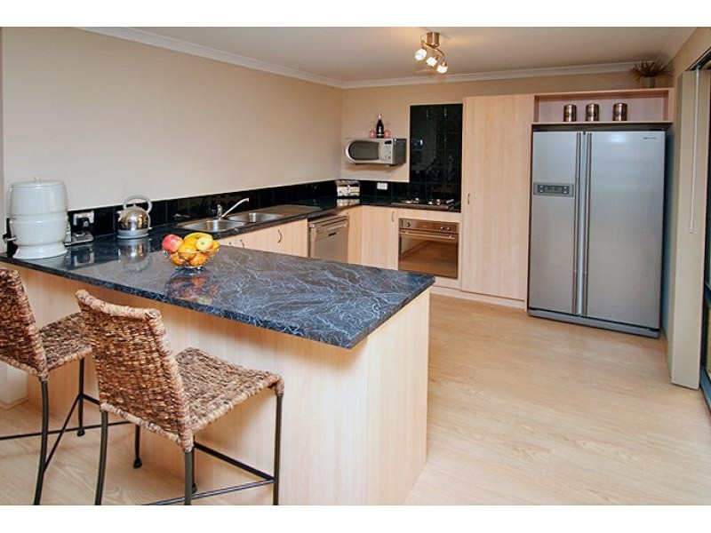 73 Seascapes Boulevard, Halls Head WA 6210