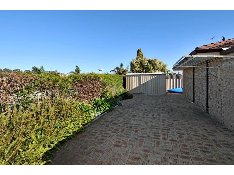 42 Portmarnock Circle, Halls Head WA 6210