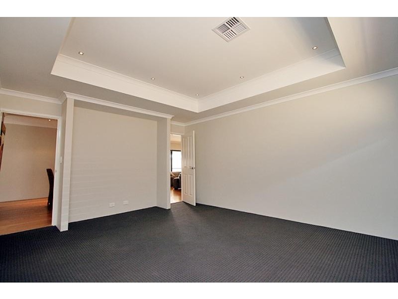 21 Abercrombie Rise, Madora Bay WA 6210