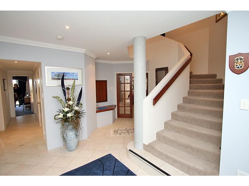 60 Hickman Road, Silver Sands WA 6210