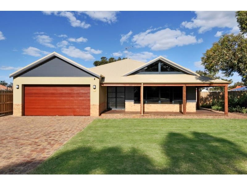 28 Beacham Street, Coodanup WA 6210