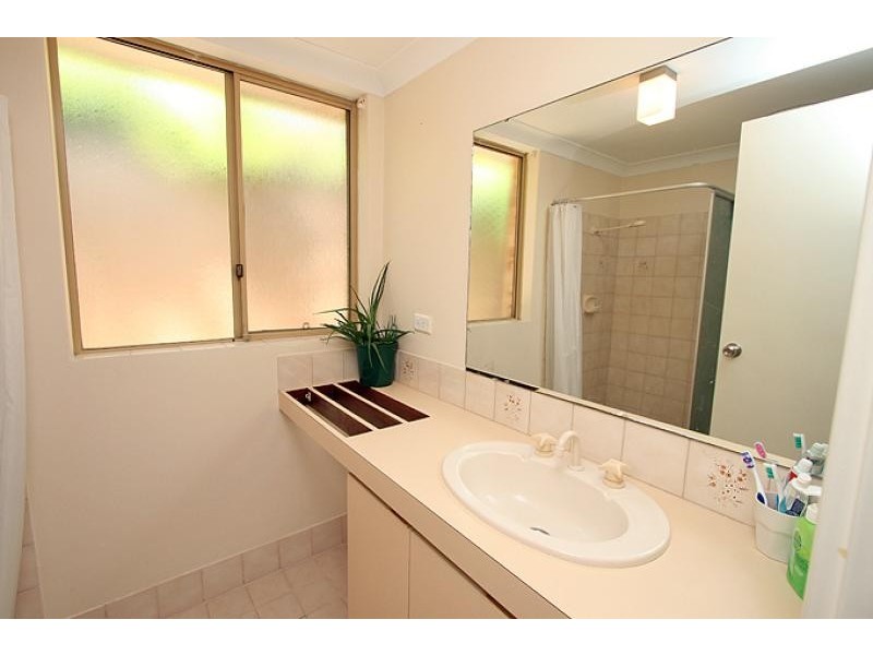 11 Wisteria Gardens, Halls Head WA 6210