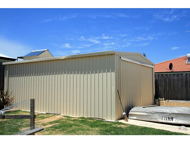 4 Gardenia Approach, Halls Head WA 6210