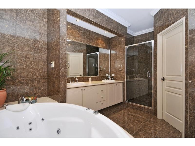 10 Cordia Way, Halls Head WA 6210