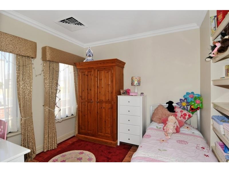 10 Cordia Way, Halls Head WA 6210