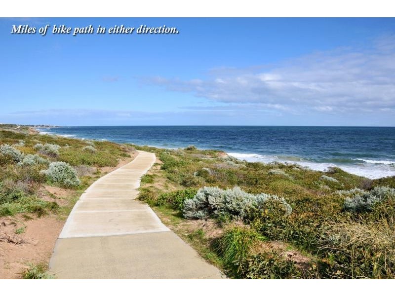 16 Shonae Pass, Halls Head WA 6210