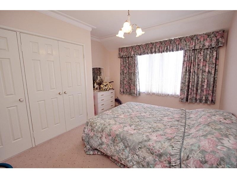 24 Hill Street, Halls Head WA 6210