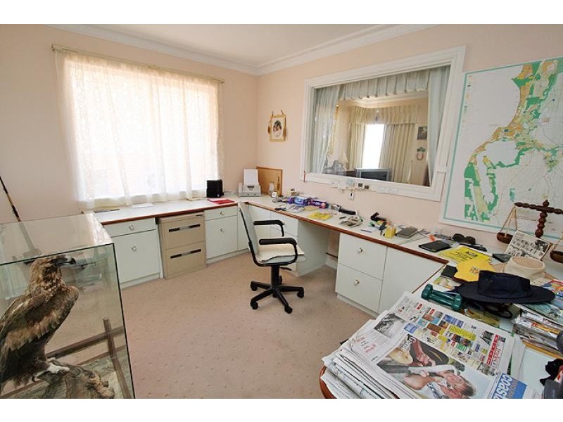 24 Hill Street, Halls Head WA 6210